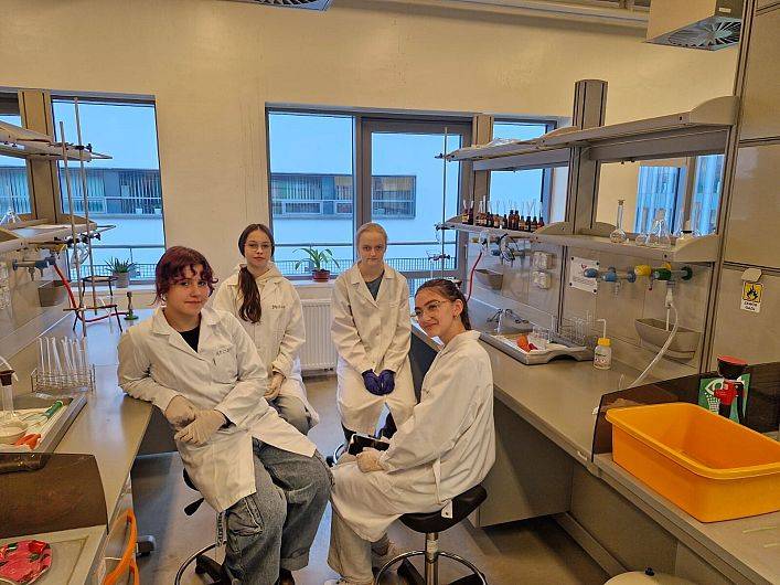 Obraz Zajęcia laboratoryjne na UG.