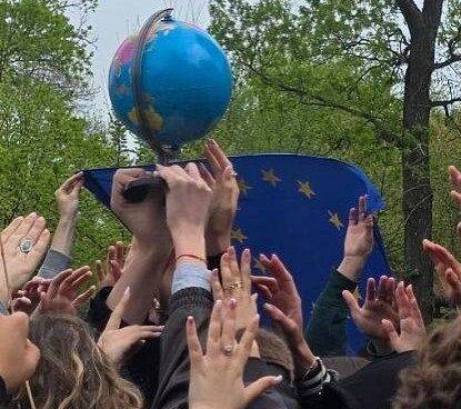 Obraz ERASMUS + PROJEKT AKREDYTACJI 2025 w roku szkolnym  2025-2026