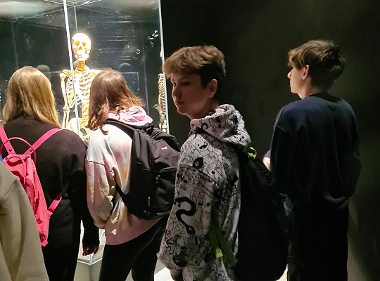 Wycieczka na wystawę Body Worlds