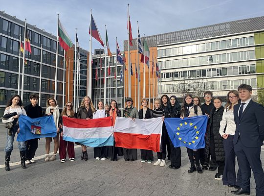 Uczniowie SLO w Parlamencie Europejskim w Luksemburgu