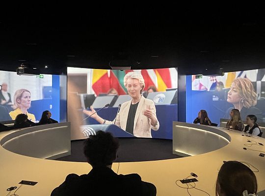 Uczniowie SLO w Parlamencie Europejskim w Luksemburgu