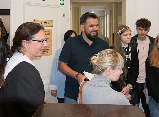 „Młodzi Ambasadorzy Edukacji Obywatelskiej” z wizytą w Starostwie Powiatowym w Lęborku.
