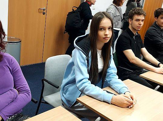 Udział uczennic w XIII konkursie „ Poznaj swoje prawa w pracy”