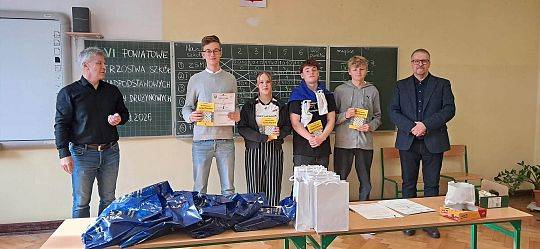 Szachowa rywalizacja w Licealiadzie – II. miejsce naszych reprezentantów!