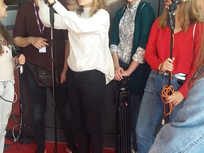 Szkolni humaniści na warsztatach filmowych w Gdyni